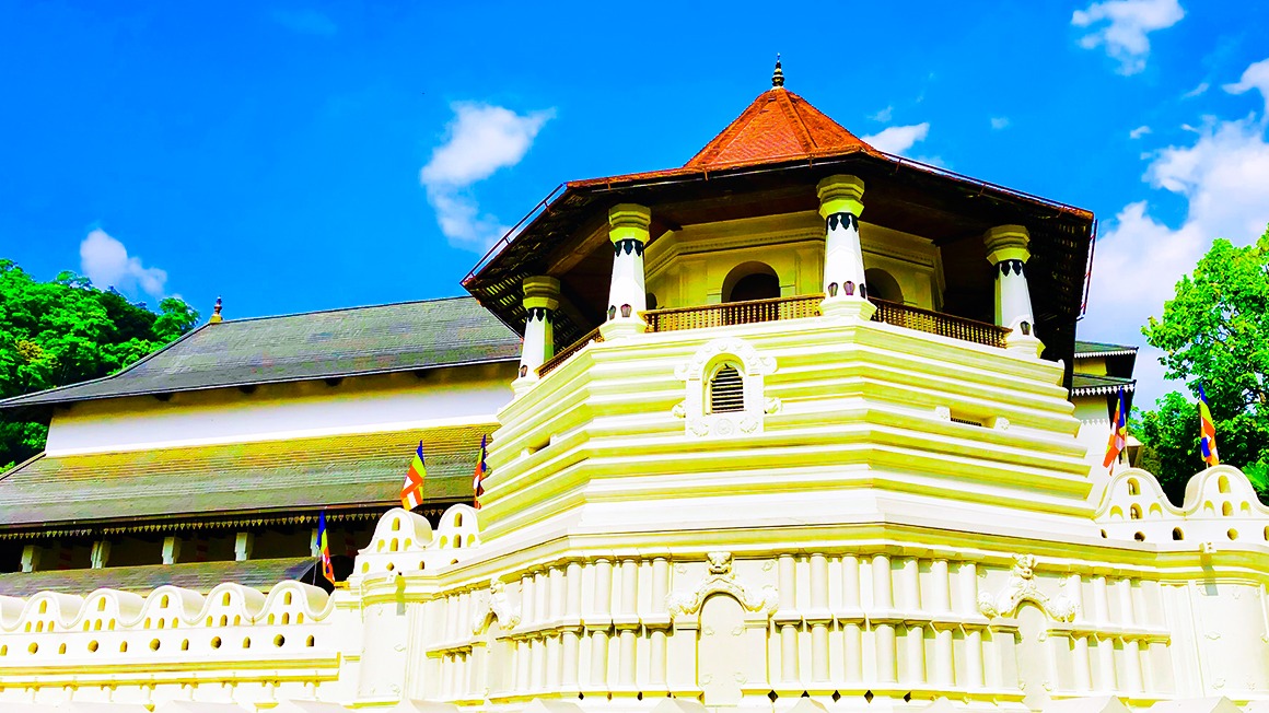Kandy & Nuwara Eliya: 2-Day Tour!